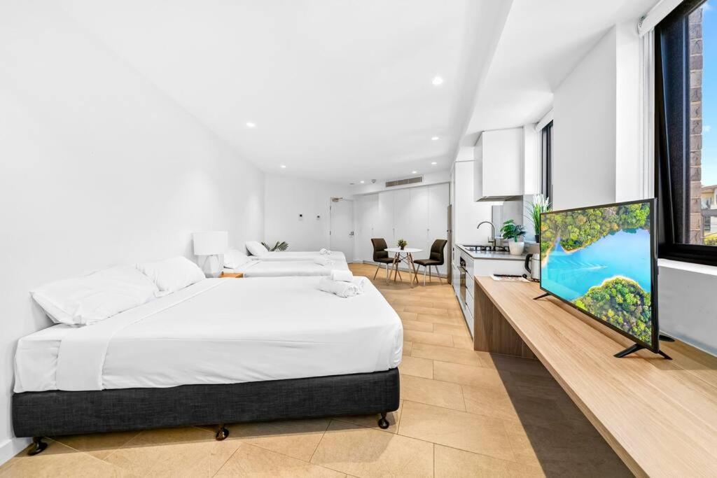 Studio For Long Term Tenants In Strathfield Cbd 시드니 외부 사진