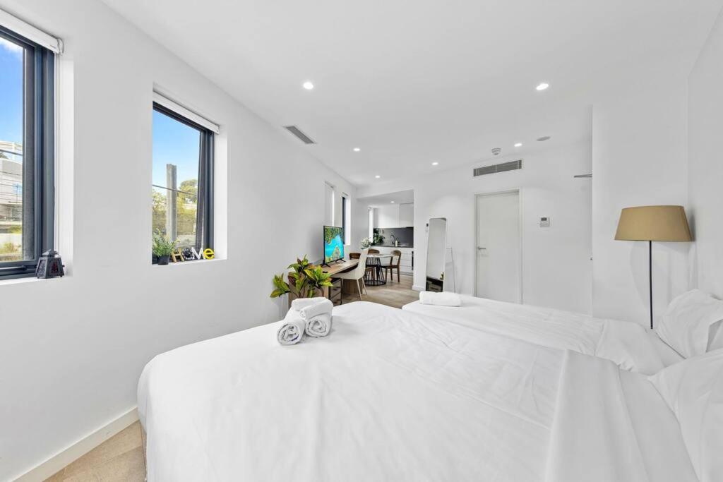 Studio For Long Term Tenants In Strathfield Cbd 시드니 외부 사진