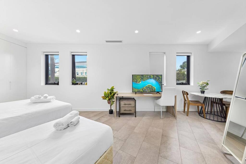 Studio For Long Term Tenants In Strathfield Cbd 시드니 외부 사진